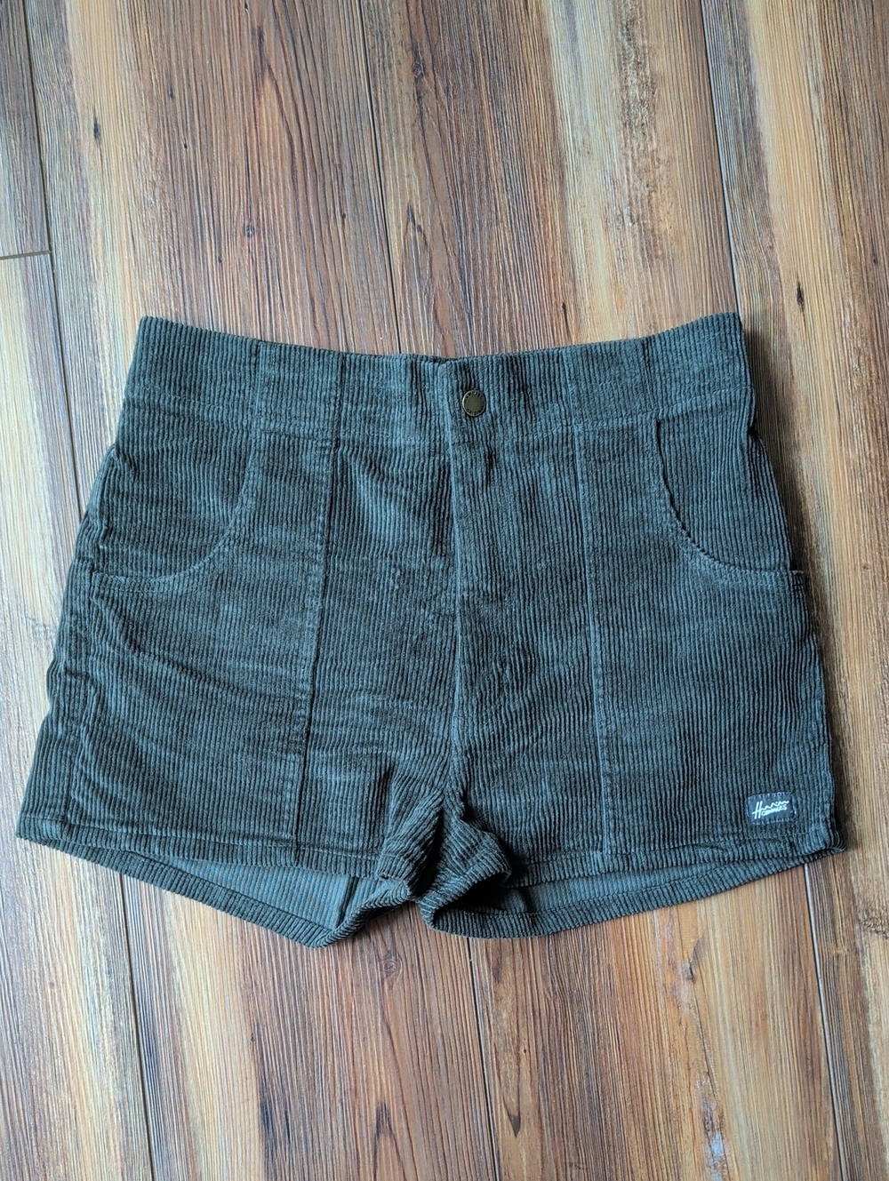 Hammies Corduroy High-Rise Women's Shorts in Gray